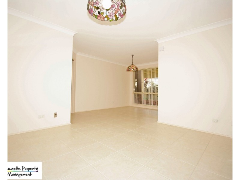 28 Flamingo Drive, Cameron Park NSW 2285