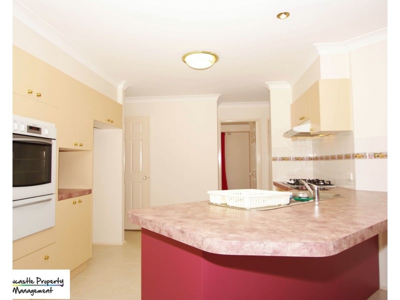 28 Flamingo Drive, Cameron Park NSW 2285