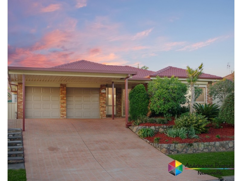 28 Flamingo Drive, Cameron Park NSW 2285