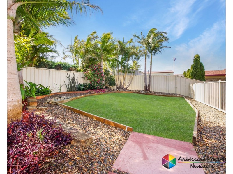 28 Flamingo Drive, Cameron Park NSW 2285