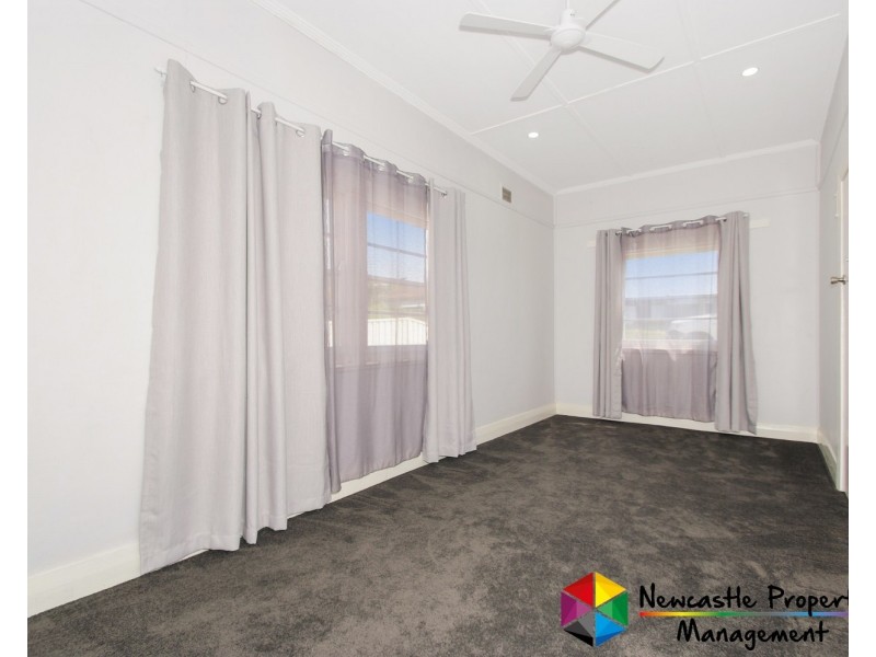138 Medcalf Street, Warners Bay NSW 2282