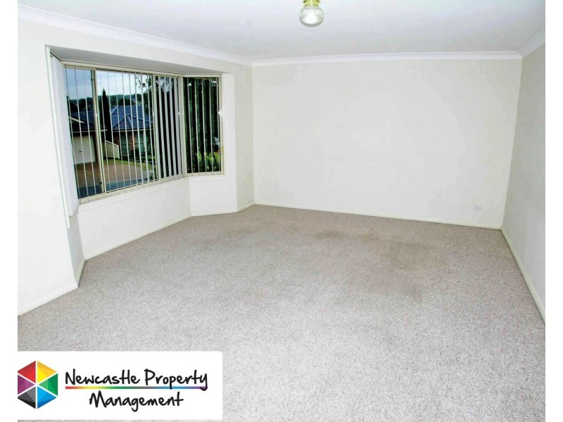 2 Sandpiper Court, Cameron Park NSW 2285