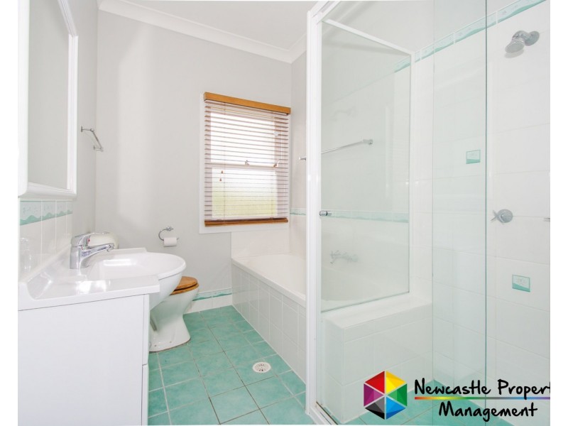 16 Lake Road, Wallsend NSW 2287