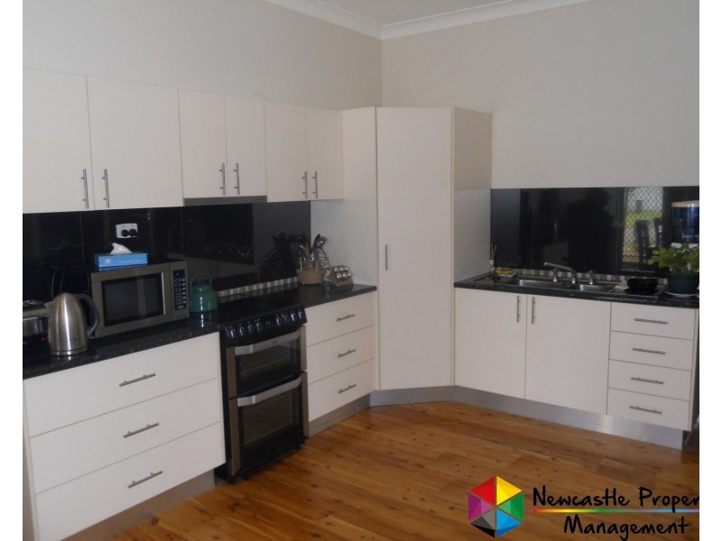 1/40 Albert Street, Warners Bay NSW 2282