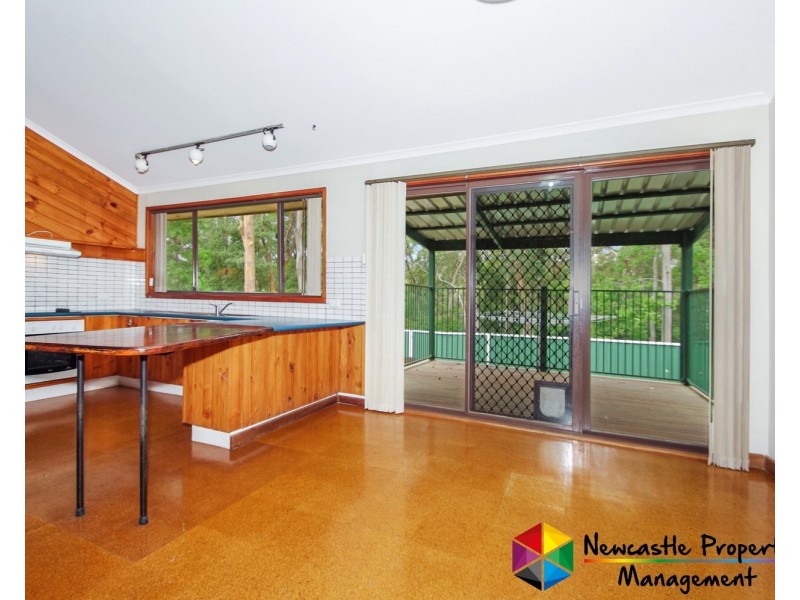 32 Lindsay Avenue, Valentine NSW 2280