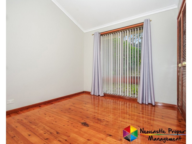 32 Lindsay Avenue, Valentine NSW 2280