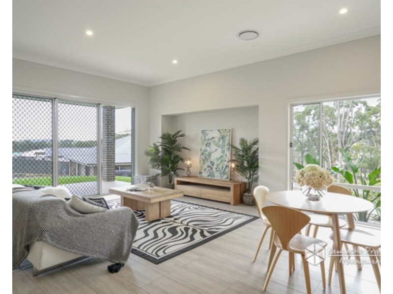 11 Bowline Street, Teralba NSW 2284