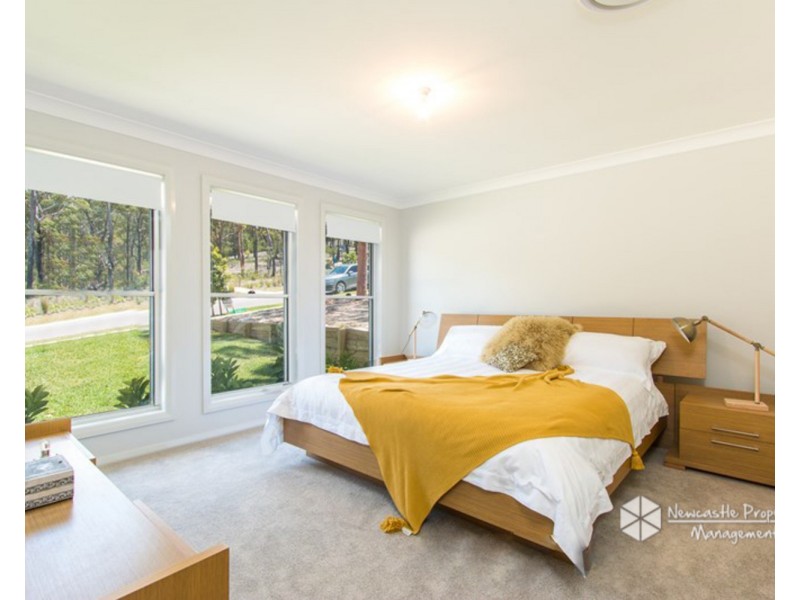 11 Bowline Street, Teralba NSW 2284