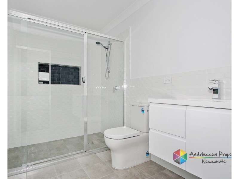 18 Fin Street, Teralba NSW 2284