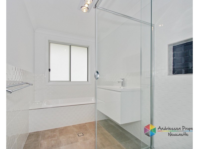 18 Fin Street, Teralba NSW 2284