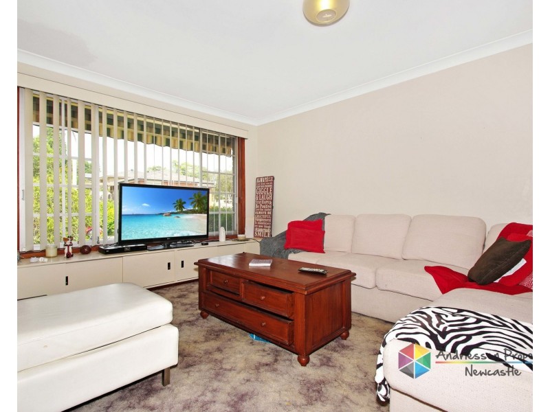 4 Dalvern Close, Adamstown Heights NSW 2289