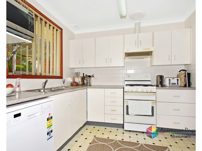4 Dalvern Close, Adamstown Heights NSW 2289