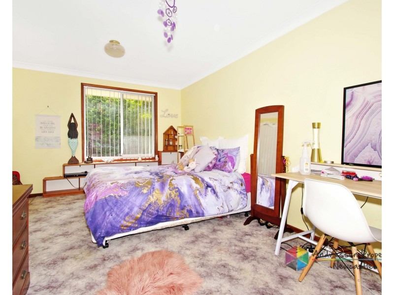 4 Dalvern Close, Adamstown Heights NSW 2289