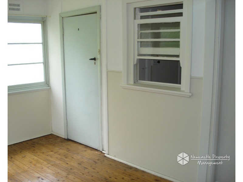 447 Main Road, Glendale NSW 2285