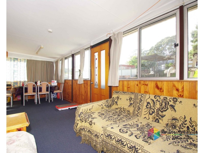 4 Roath Street, Cardiff NSW 2285