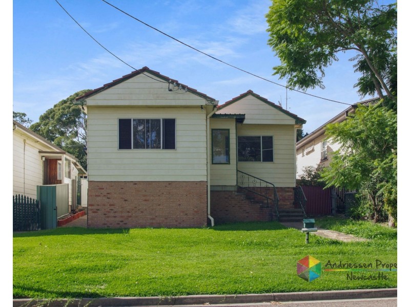 4 Roath Street, Cardiff NSW 2285