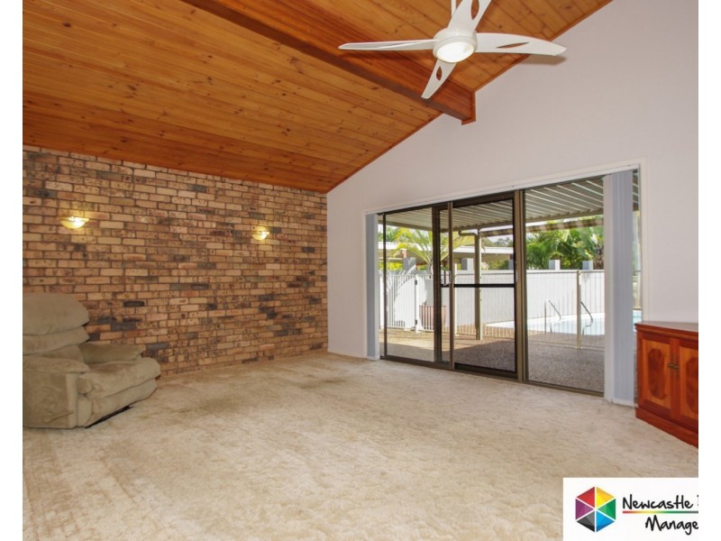 48 Ian Street, Eleebana NSW 2282