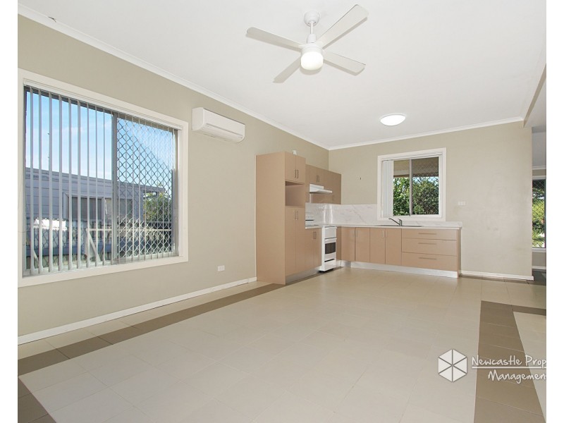 16 Russell Street, Cardiff NSW 2285