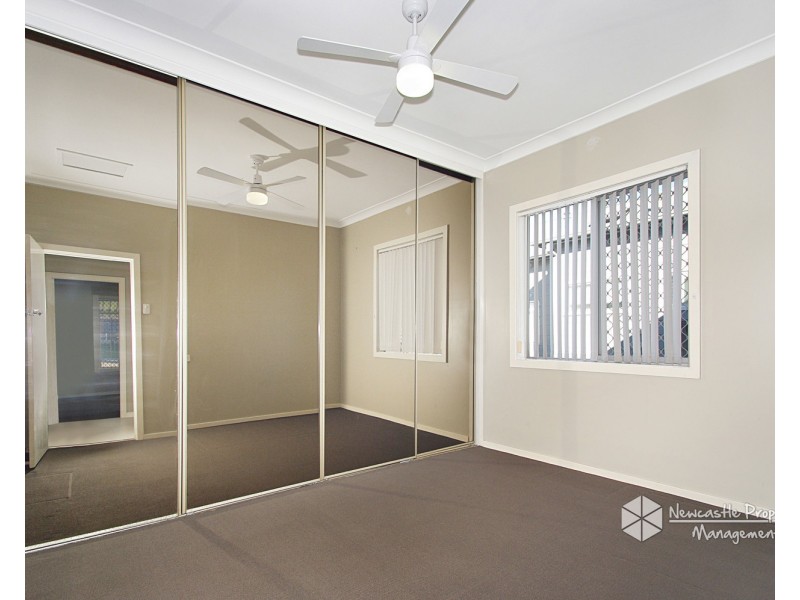 16 Russell Street, Cardiff NSW 2285