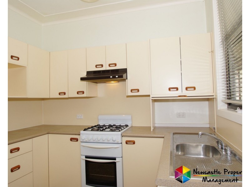 2 Graham Street, Glendale NSW 2285