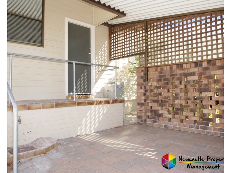 2 Graham Street, Glendale NSW 2285