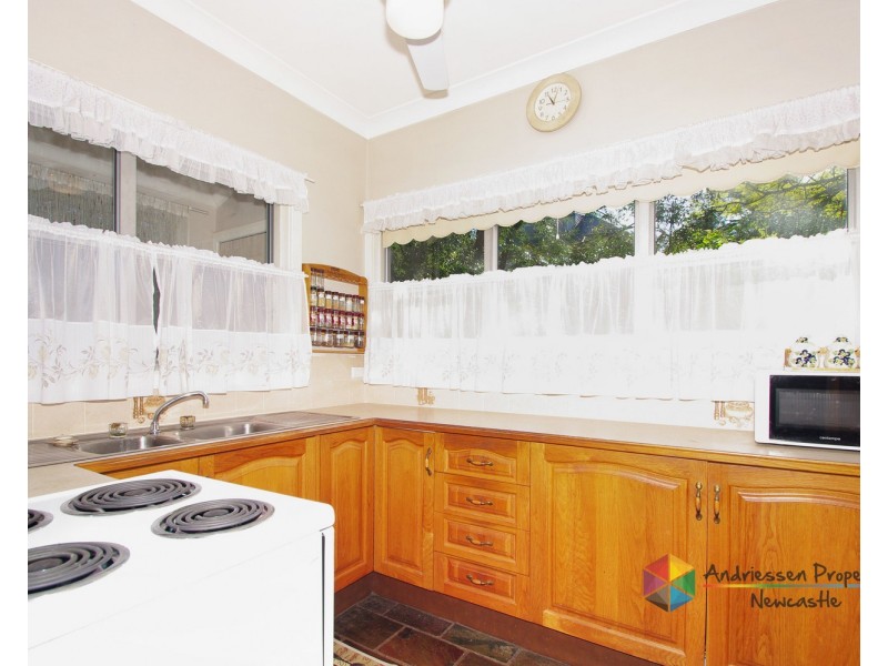 2 Harrisons Lane, Cardiff Heights NSW 2285