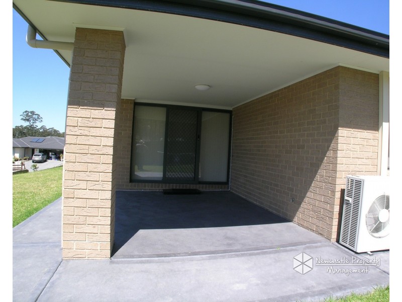 3 Macon Way, Cameron Park NSW 2285