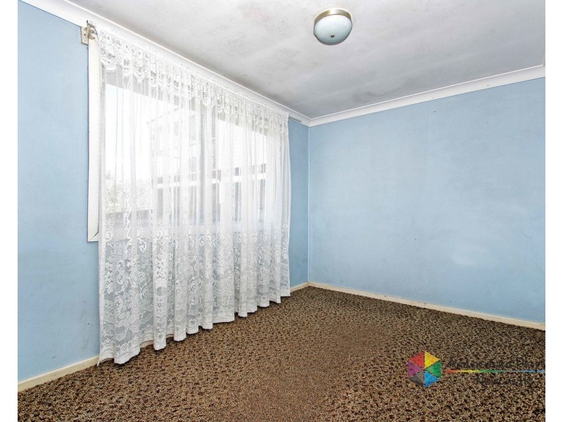 24 New Road, Warners Bay NSW 2282