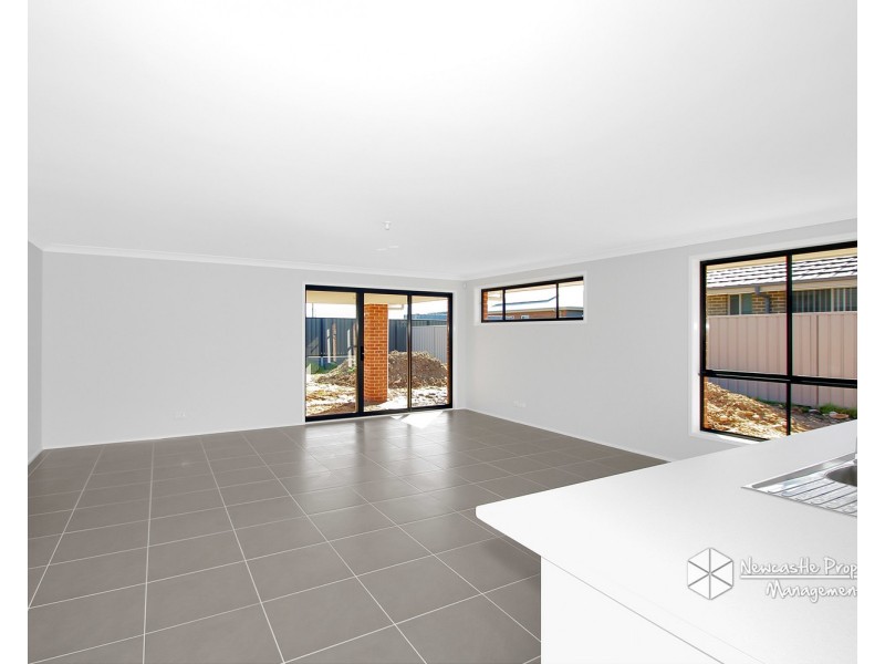 14 Lamb Street, Boolaroo NSW 2284