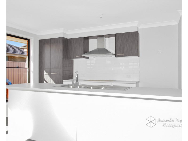 14 Lamb Street, Boolaroo NSW 2284