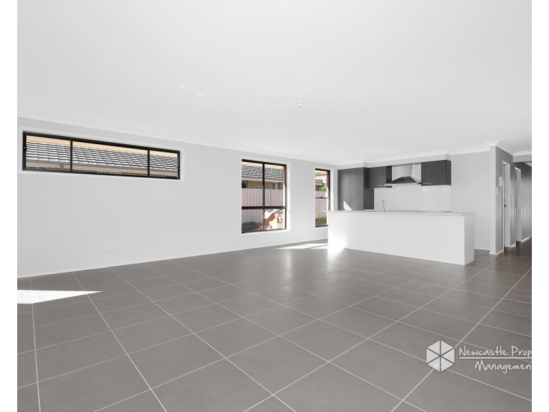 14 Lamb Street, Boolaroo NSW 2284