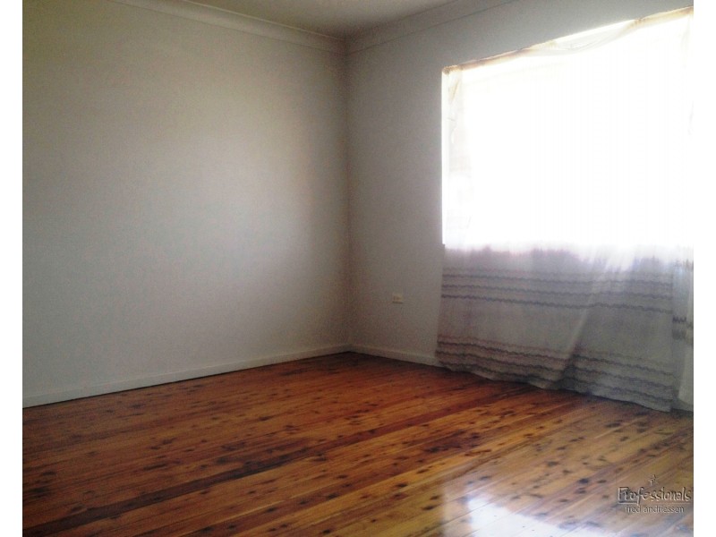 1/10 Frederick Street, Glendale NSW 2285