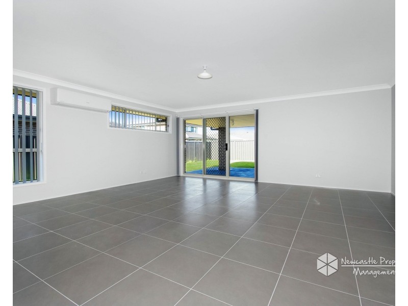 25 Lamb Street, Boolaroo NSW 2284