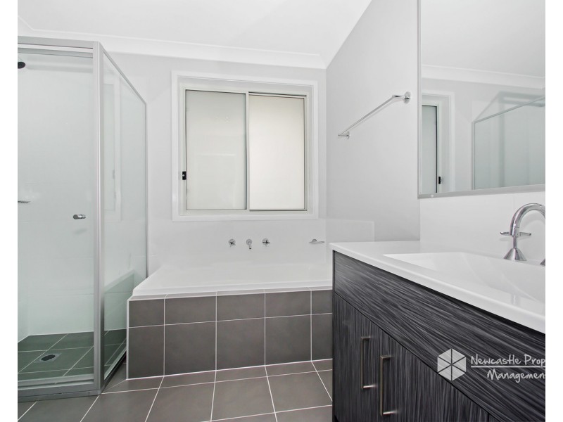 25 Lamb Street, Boolaroo NSW 2284