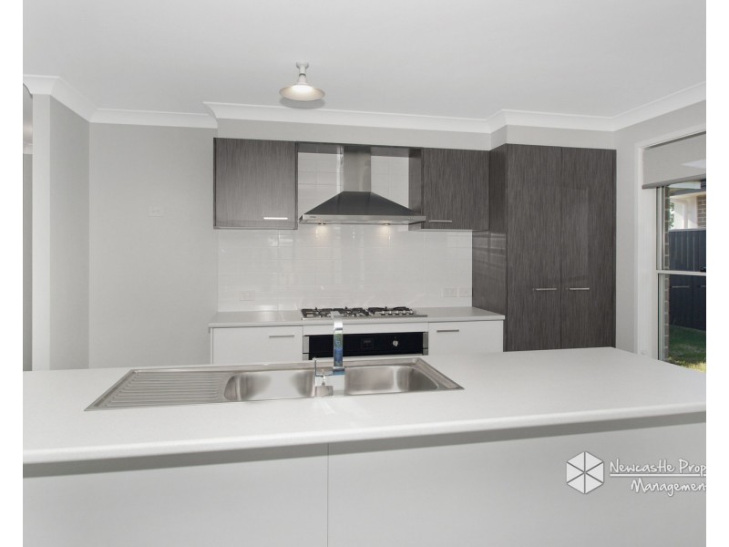 19 Lamb Street, Boolaroo NSW 2284