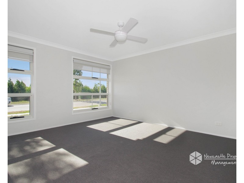 19 Lamb Street, Boolaroo NSW 2284