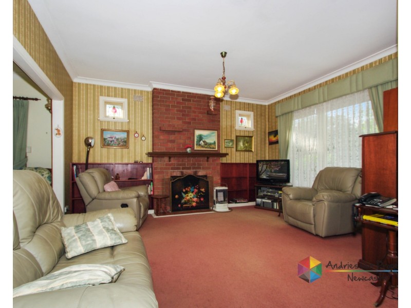 10 Beverley Crescent, New Lambton Heights NSW 2305