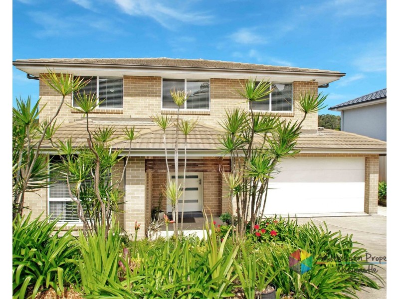 8 Eliza Place, Macquarie Hills NSW 2285