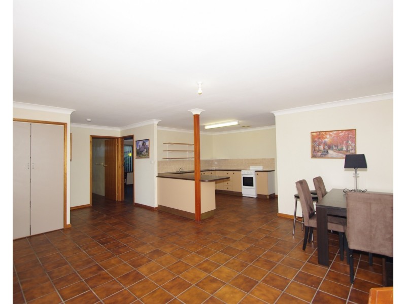 1/3B Peatties Road, Cardiff NSW 2285