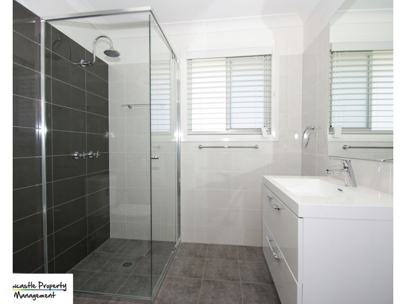 2/51 Wansbeck Valley Road, Cardiff NSW 2285