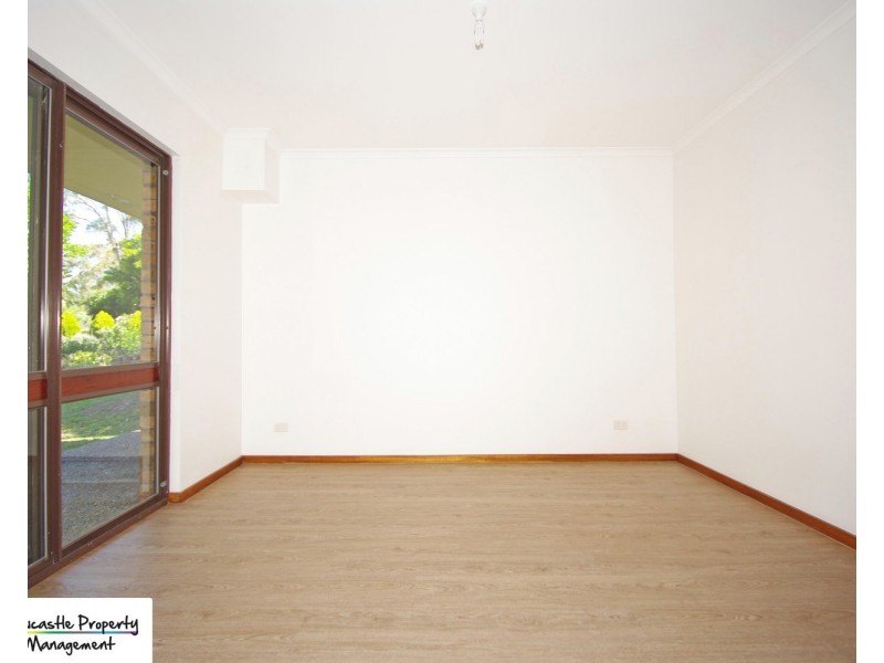 25 Blaxland Road, Macquarie Hills NSW 2285