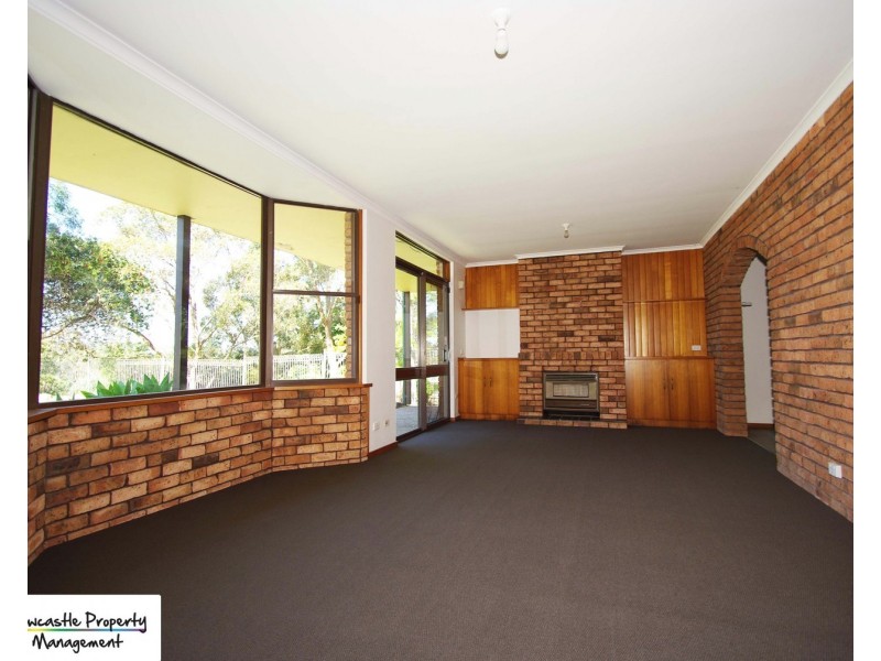 25 Blaxland Road, Macquarie Hills NSW 2285