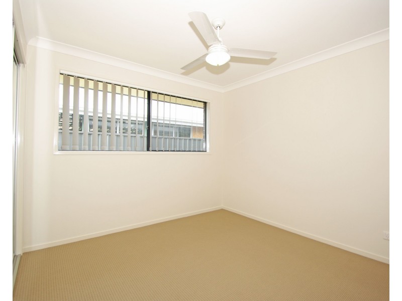 64 Seaside Boulevard, Fern Bay NSW 2295