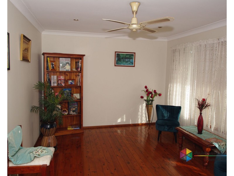 10 Delasala Drive, Macquarie Hills NSW 2285