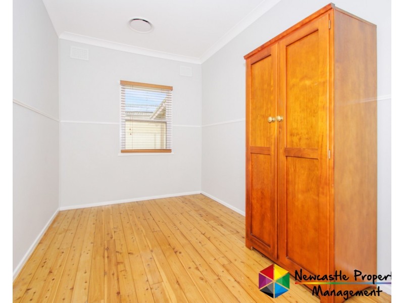 16 Lake Road, Wallsend NSW 2287