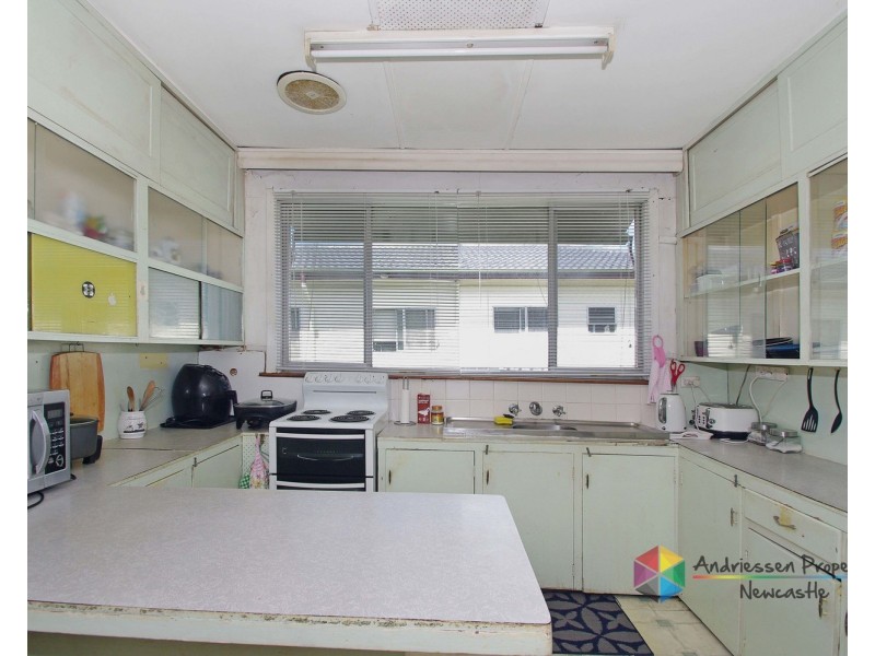 1 Lachlan Road, Cardiff NSW 2285