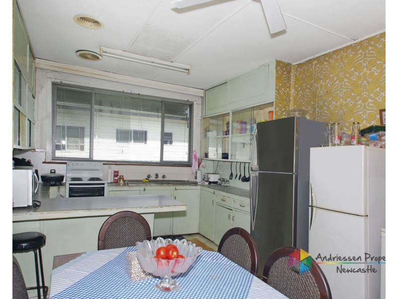 1 Lachlan Road, Cardiff NSW 2285