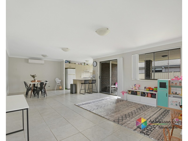 15 Chris Place, Edgeworth NSW 2285