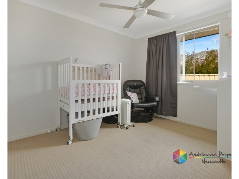 15 Chris Place, Edgeworth NSW 2285