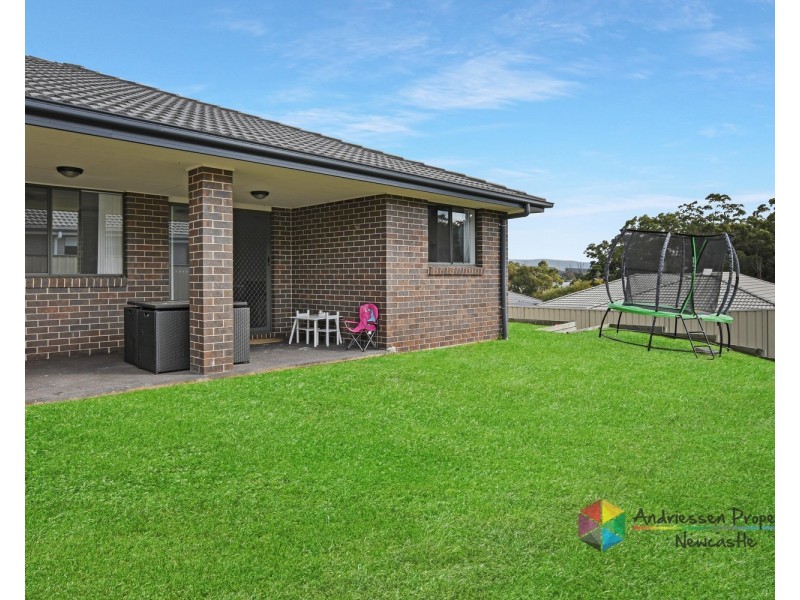 15 Chris Place, Edgeworth NSW 2285